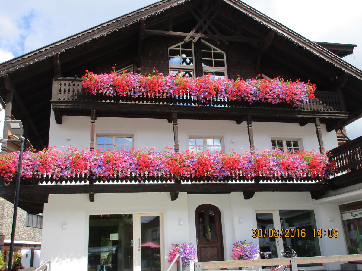 Haus Gabriel - Appartements Direkt Im Zentrum Von Seefeld Seefeld in Tirol Exterior photo